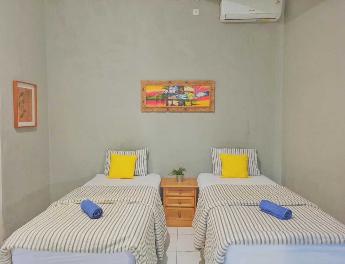 Manggolo Homestay Syariah Yogyakarta Luaran gambar